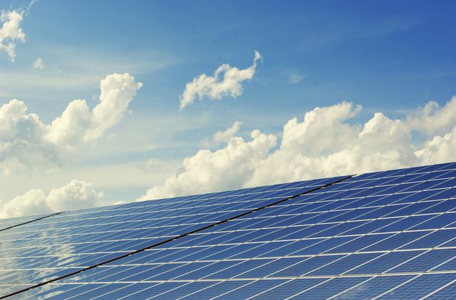 Czy magazyn energii opłaca się przy instalacji fotowoltaicznej?